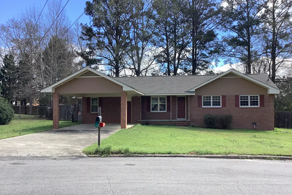 1207 S 13th Ave Lanett, AL 36863, Chambers County