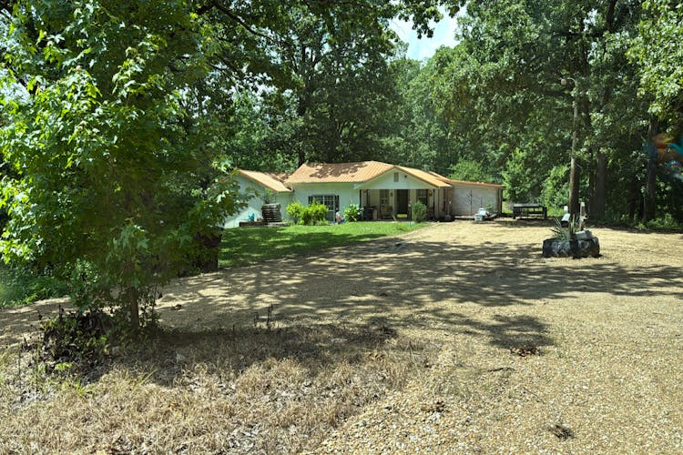20039 Rowell Dr Aberdeen, MS 39730, Monroe County