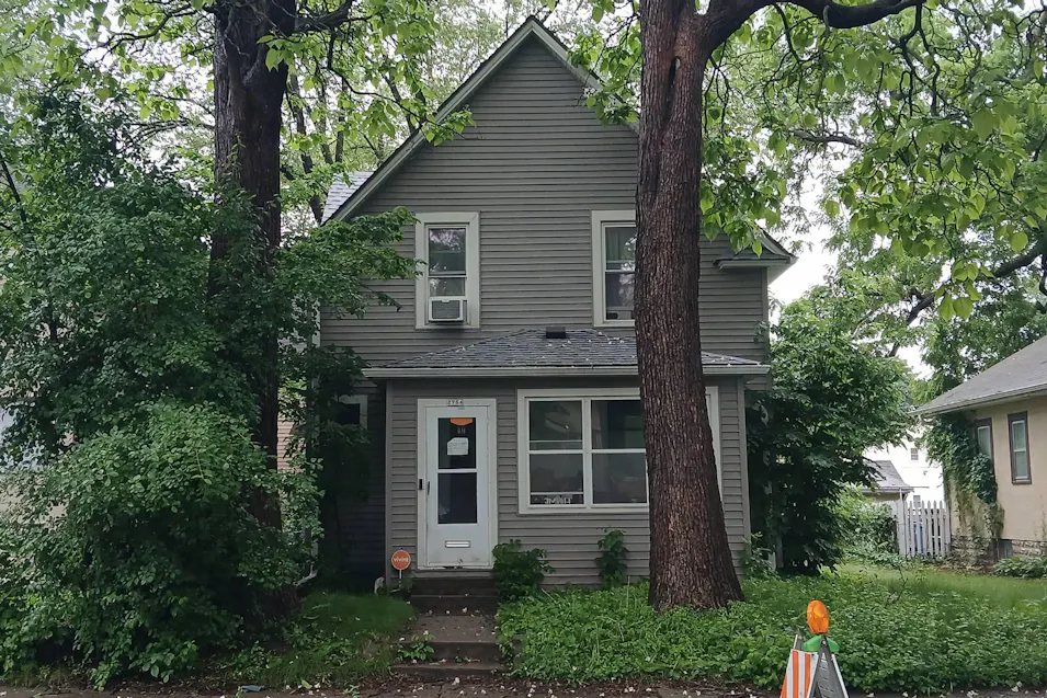 2754 Queen Av N Minneapolis, MN 55411, Hennepin County