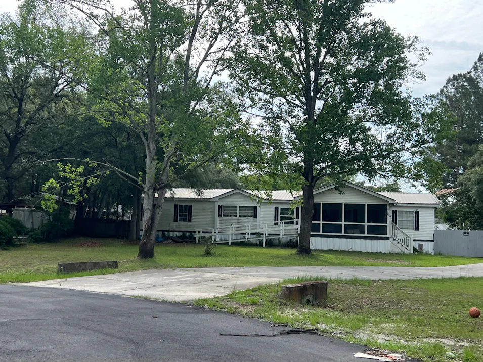 19 Widgeon Ct Bloomingdale, GA 31302, Chatham County