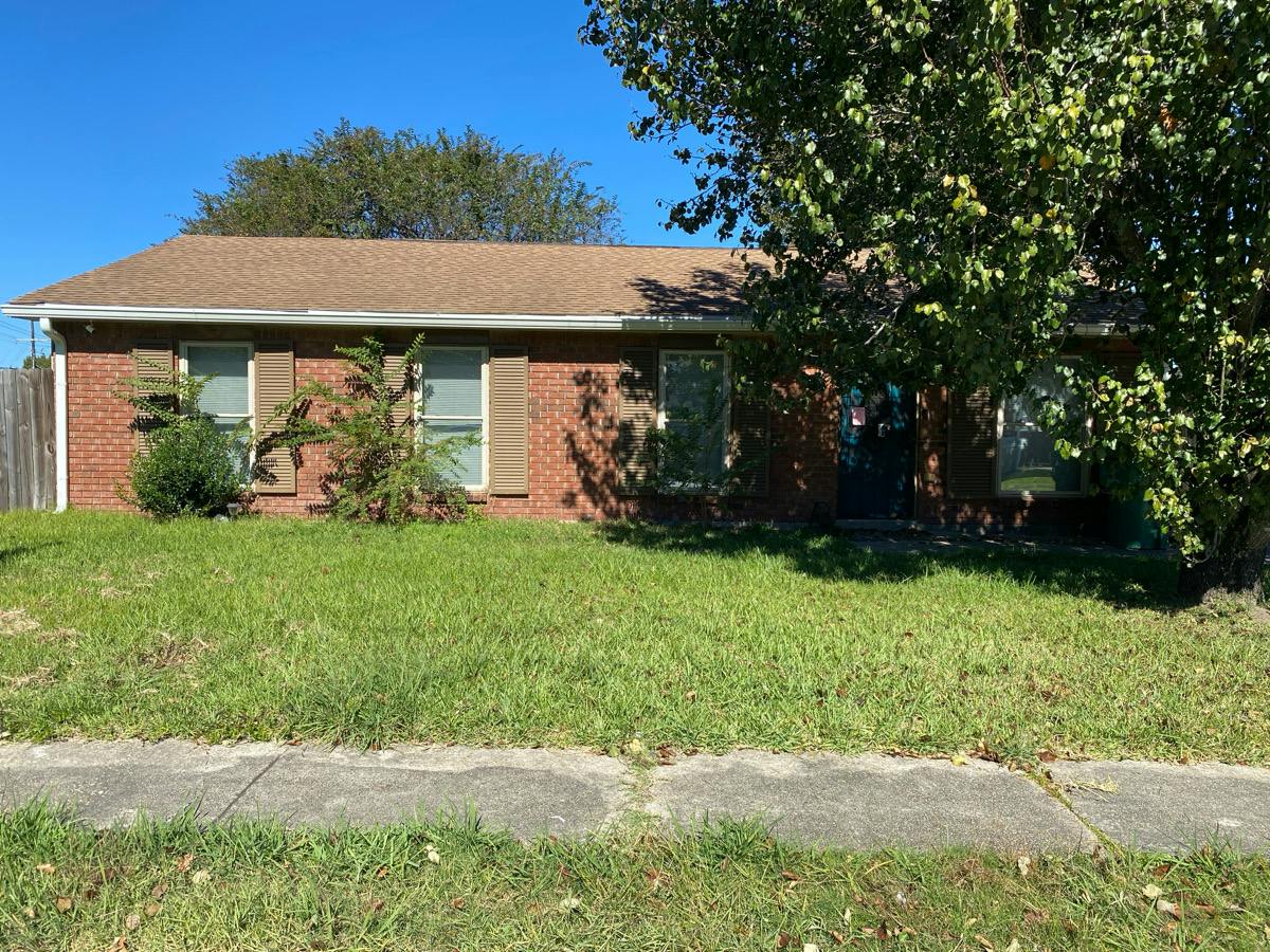 Kirkwood Dr, Marrero, LA 70072