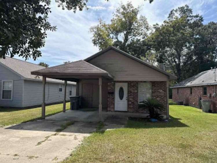 3280 Adams St Baker, LA 70714, East Baton Rouge County