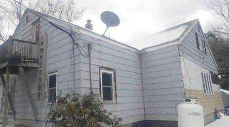 19 Bates St Bangor, ME 04401, Bangor City County