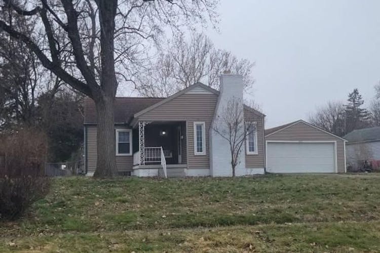 1001 S Lombardy Dr South Bend, IN 46619, St Joseph County