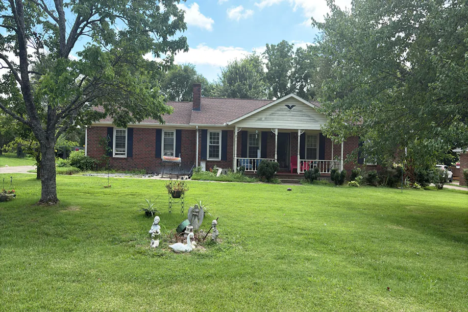 2323 Clairmont Dr Murfreesboro, TN 37129, Rutherford County