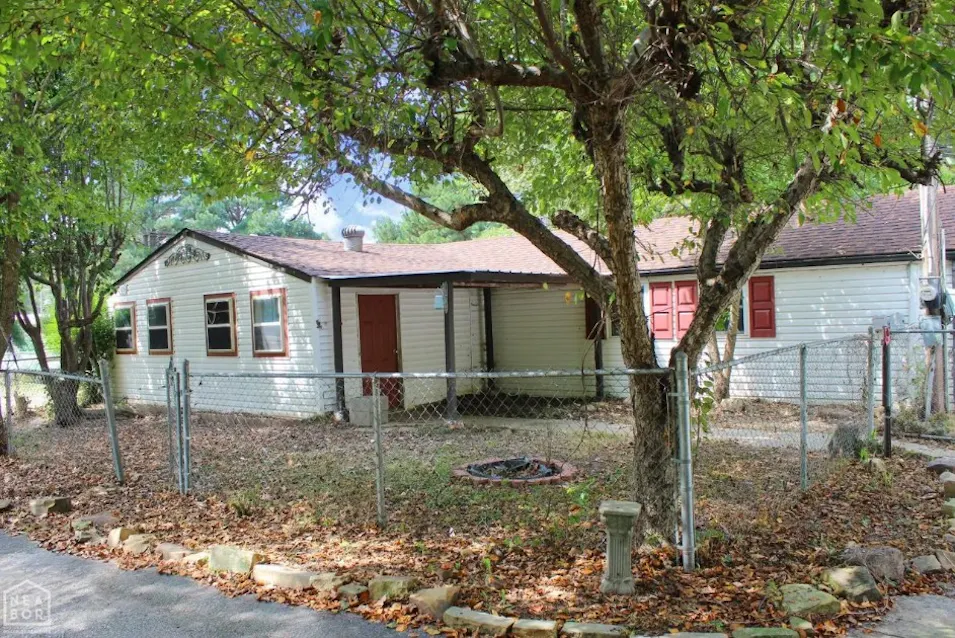 1816 Greene 724 Rd Paragould, AR 72450, Clay County