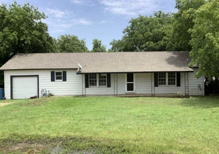 101 Bill Jackson Dr Alvarado, TX 76009, Johnson County