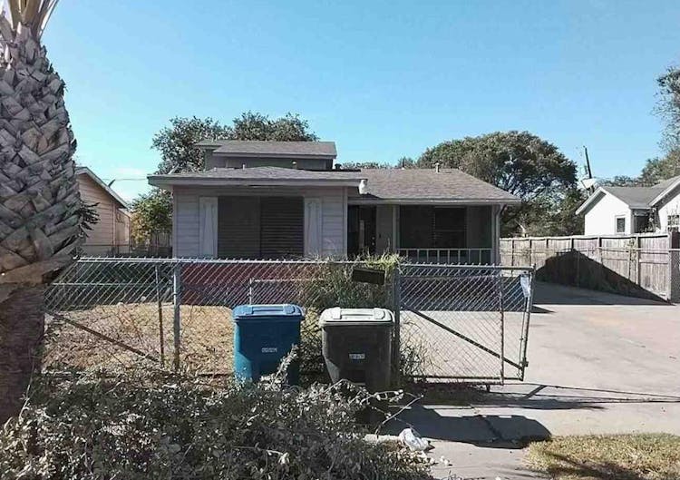 4313 Moravian Dr Corpus Christi, TX 78411, Nueces County