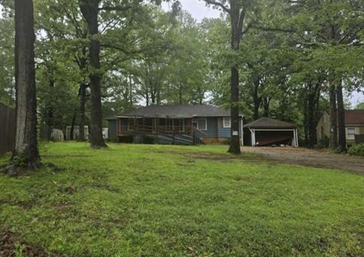 210 Lea Cir Jackson, MS 39204, Hinds County