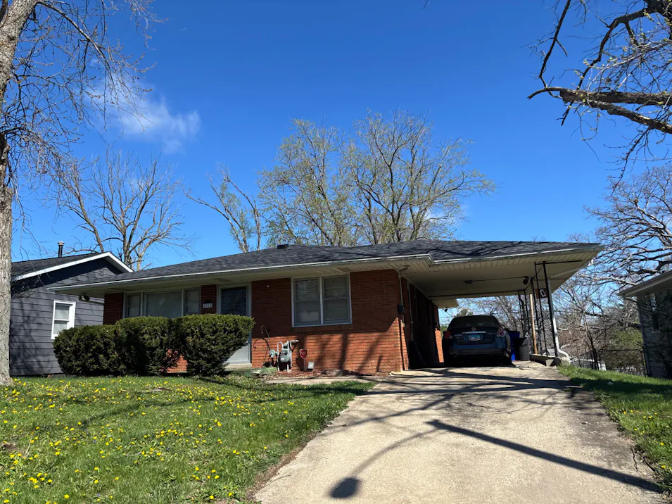 2312 W Cushing St Decatur, IL 62526, Macon County