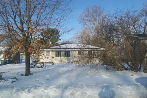 1405 Gettysburg Avenue North, Golden Valley, MN 55427, Minneapolis County