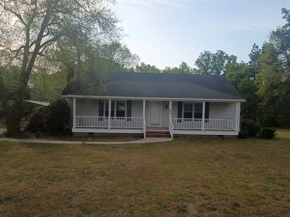 613 W Old Camden Rd Hartsville, SC 29550, Darlington County