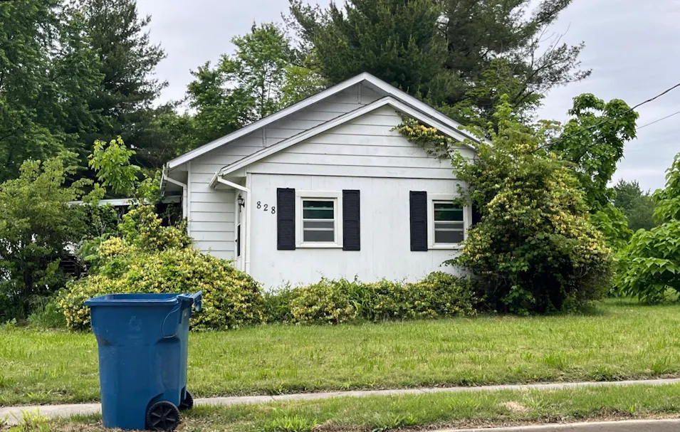 828 Airport Road Mount Vernon, IL 62864, Jefferson County