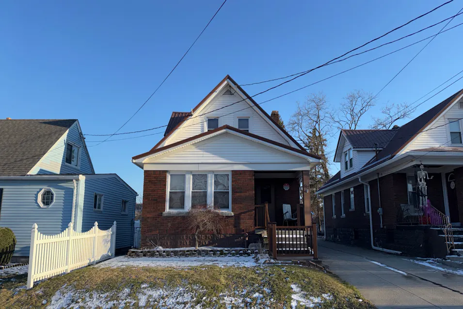 617 E 32nd St Erie, PA 16504, Erie County