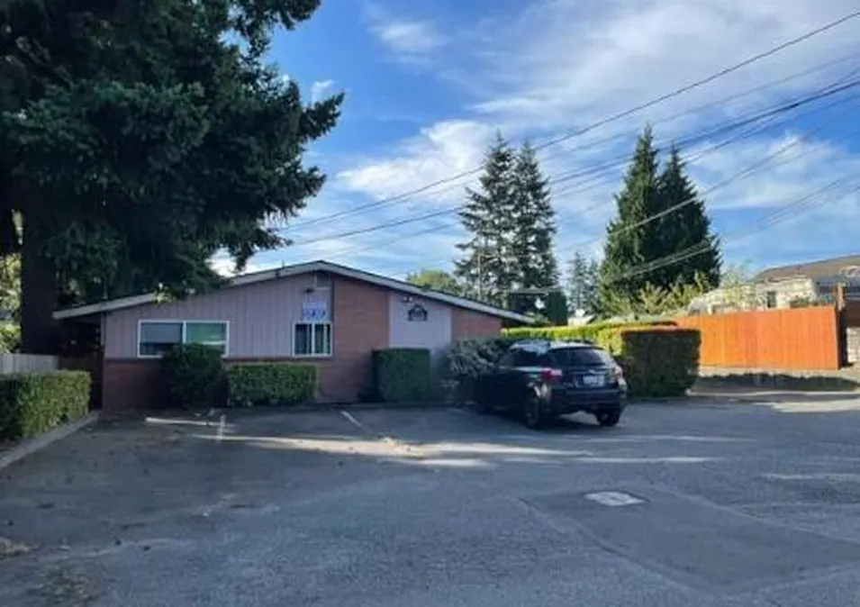 1302 Cascade Dr Apt 3 Everett, WA 98203, Snohomish County