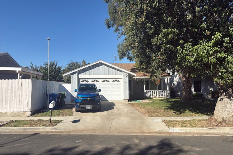 19947 Eccles St Winnetka, CA 91306, Los Angeles County