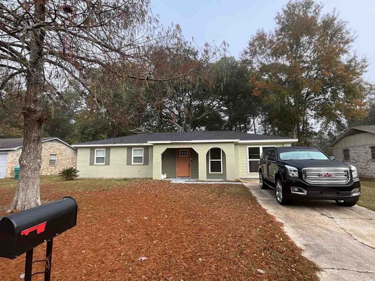 2012 Woodbury Rd Gautier, MS 39553, Jackson County