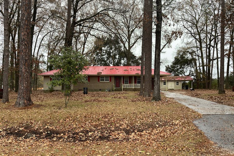 1446 Fair Oaks Ln Florence, SC 29506, Florence County