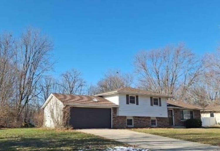 3605 E Engel Dr Valparaiso, IN 46383, Porter County