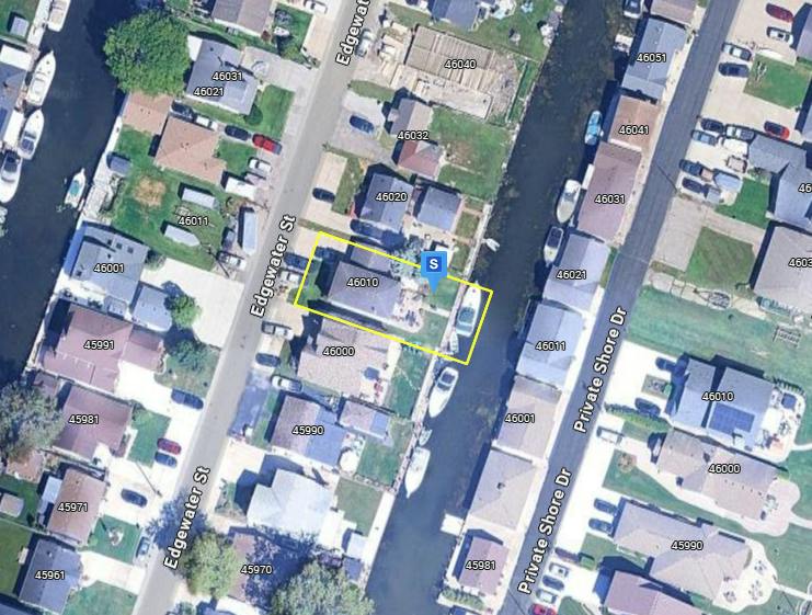 Edgewater Dr, Chesterfield, MI 48047