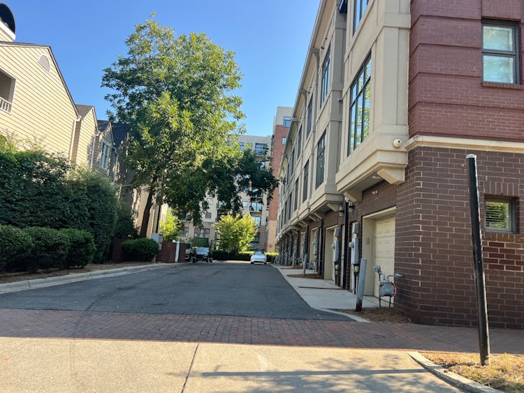 715 N Church St #815 Charlotte, NC 28202, Mecklenburg County