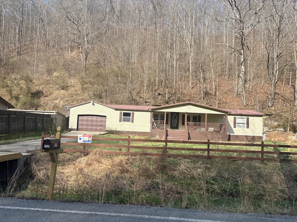 3129 Brushy Rd Varney, KY 41571, Pike County