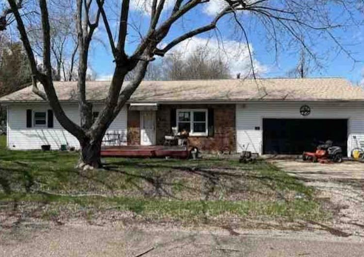 125n Church St Ludlow, IL 60949, Champaign County