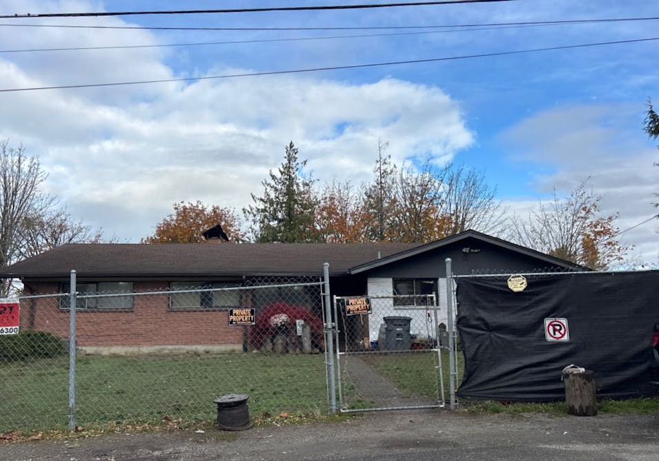 838 S 176th St Burien, WA 98148, King County