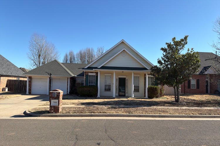 3908 Shandon Way Yukon, OK 73099, Canadian County
