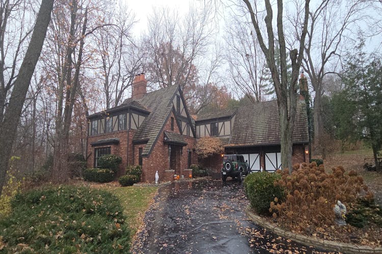 125 Hemlock Ter Canton, IL 61520, Fulton County