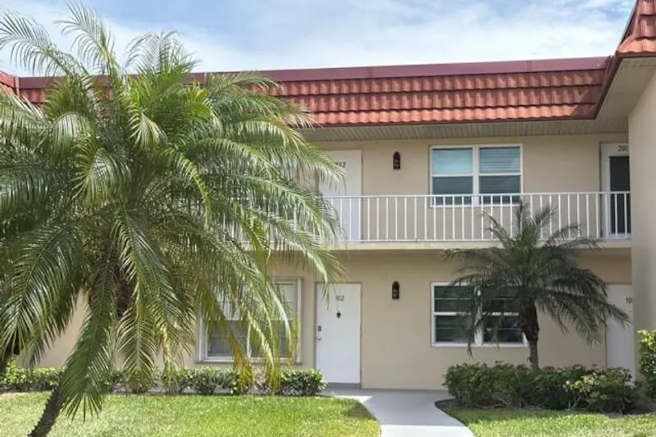 87 Crooked Tree Ln Vero Beach, FL 32962, Indian River County