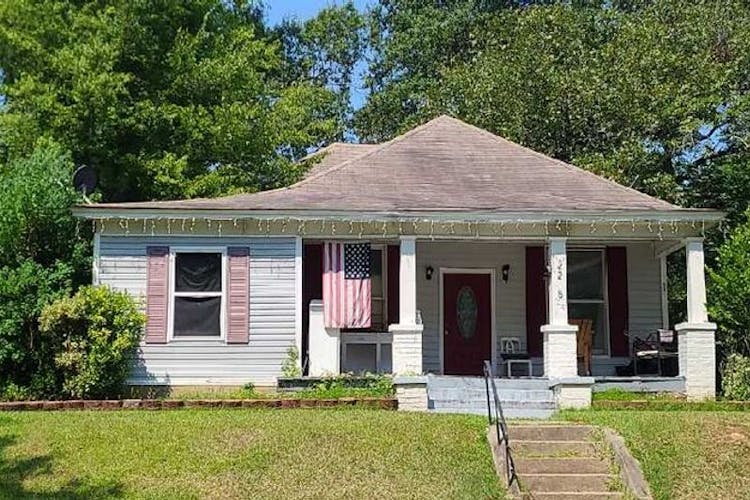 2215 Wood St Texarkana, TX 75501, Bowie County