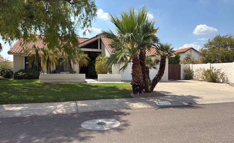 14412 N 9th St Phoenix, AZ 85022, Maricopa County