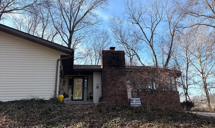 12843 Edna Mae Ln Carlyle, IL 62231, Clinton County