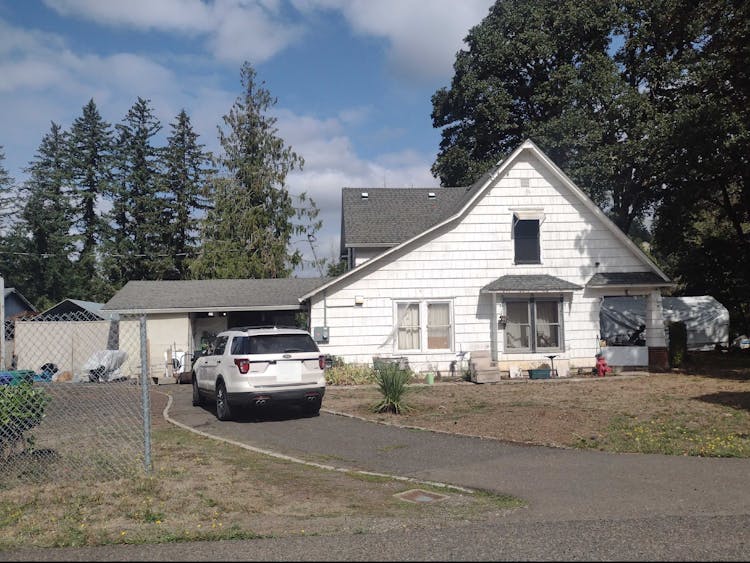 25945 South River Lake Road Estacada, OR 97023, Clackamas County