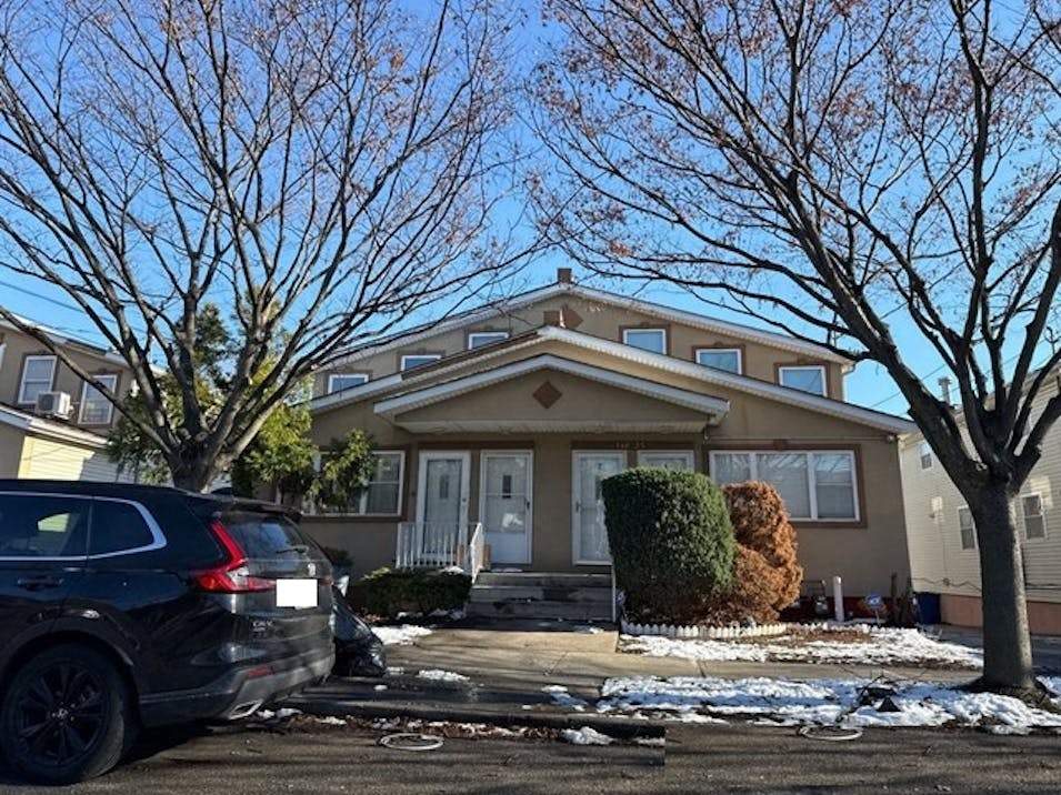 14033 Coombs St Springfield Gardns, NY 11413, Queens County