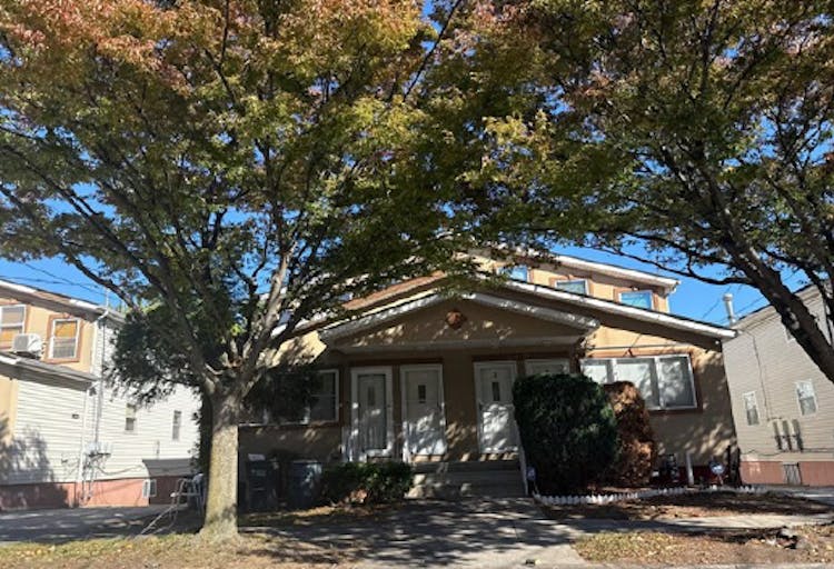 14033 Coombs St Springfield Gardns, NY 11413, Queens County