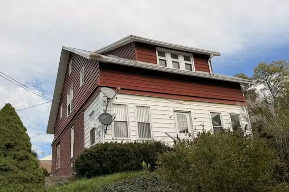 1603 Scott Avenue Johnstown, PA 15902, Cambria County