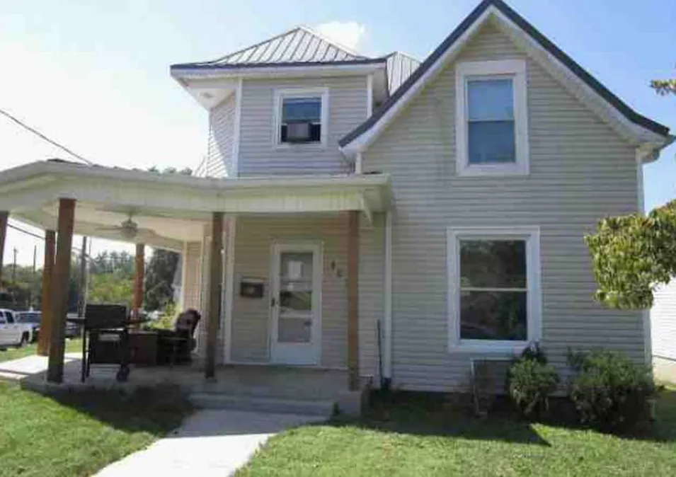 401 Maple St Georgetown, KY 40324, Scott County