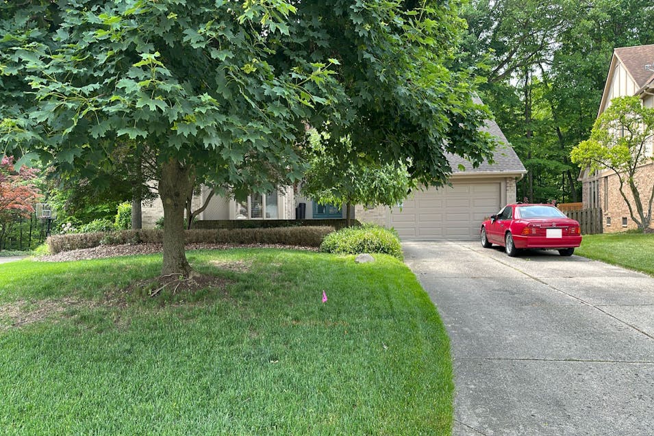 30869 Country Ridge Cir # C Farmington Hills, MI 48331-5962, Oakland County