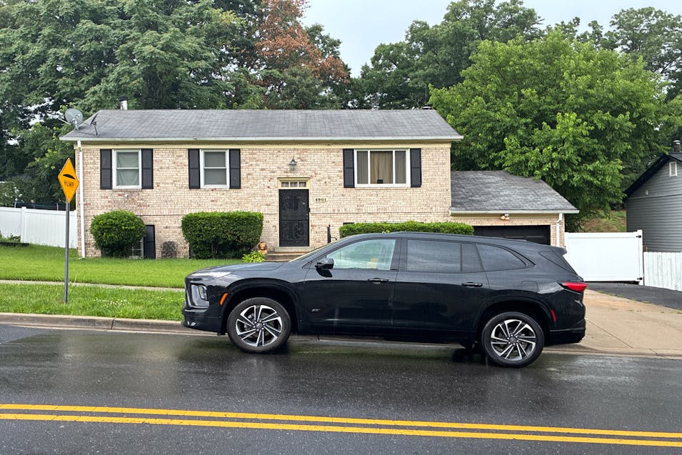 4901 Iverson Pl Temple Hills, MD 20748, Prince George's County