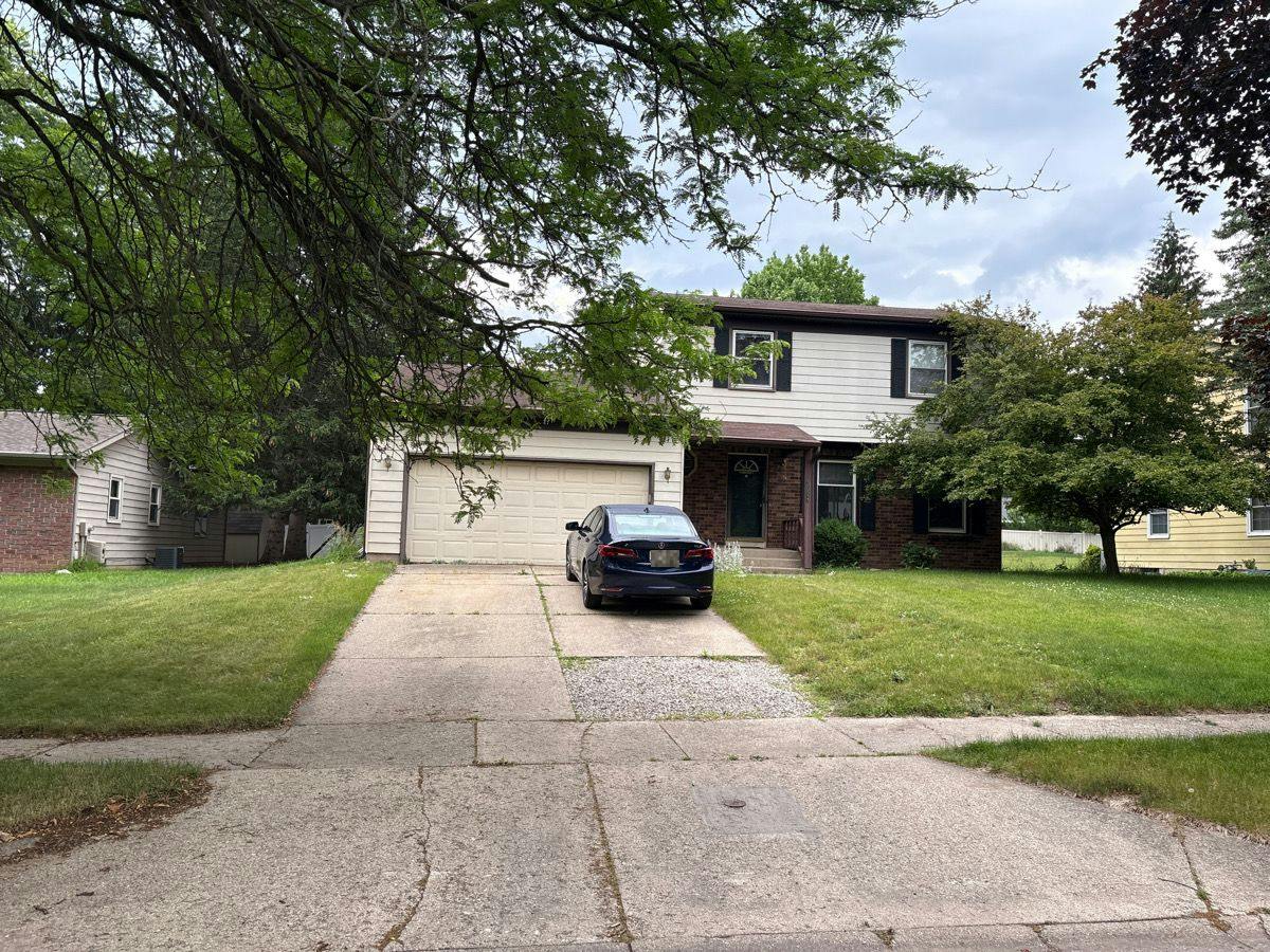 Juneberry Ave, Grand Rapids, MI 49508