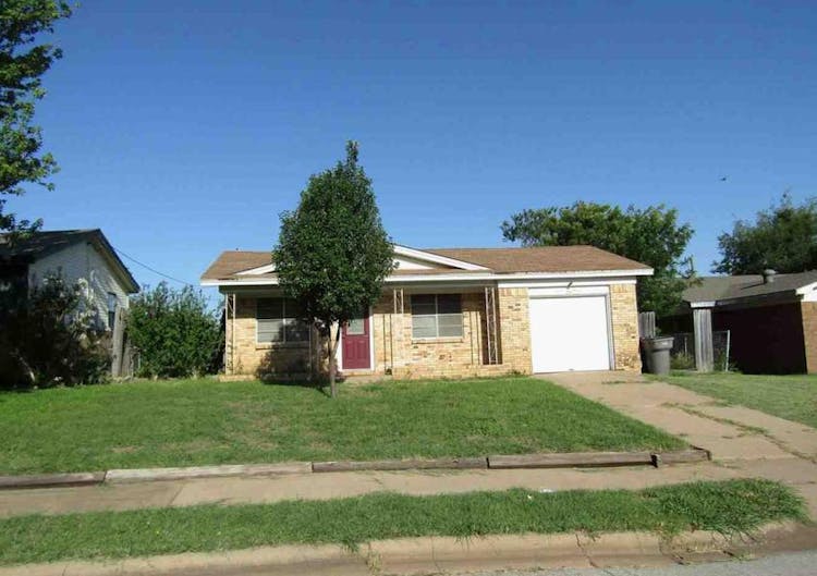 306 Lakewood Drive Wichita Falls, TX 76301, Wichita County