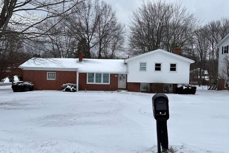 155 Hurd Road Aurora, OH 44202, Portage County