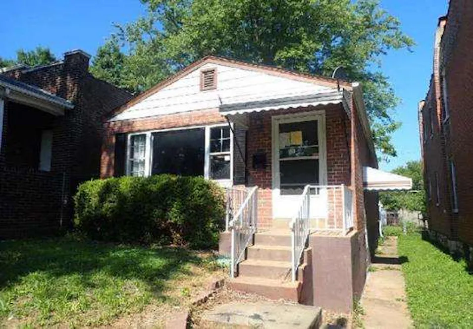 4025 Pennsylvania Ave Saint Louis, MO 63118, St. Louis County