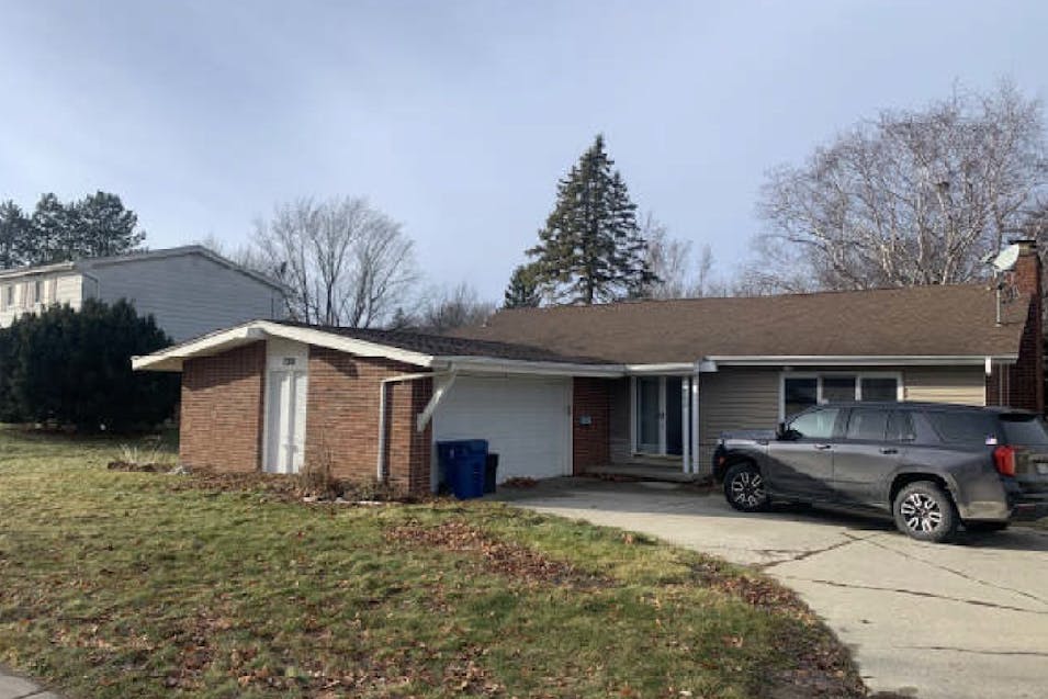 720 E Grand Blanc Rd Grand Blanc, MI 48439, Genesee County