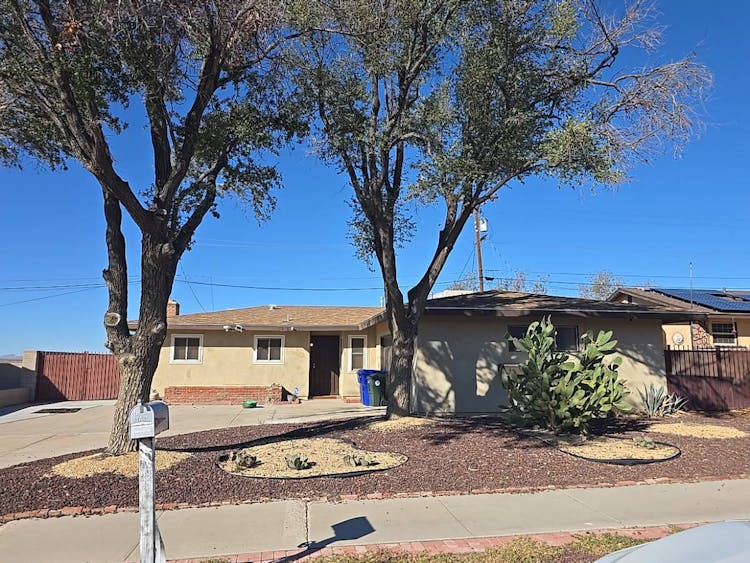 851 Linda Lane Barstow, CA 92311, San Bernardino County