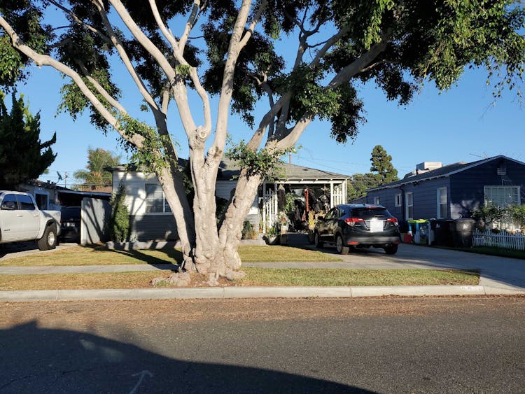 2276 Easy Ave Long Beach, CA 90810, Los Angeles County