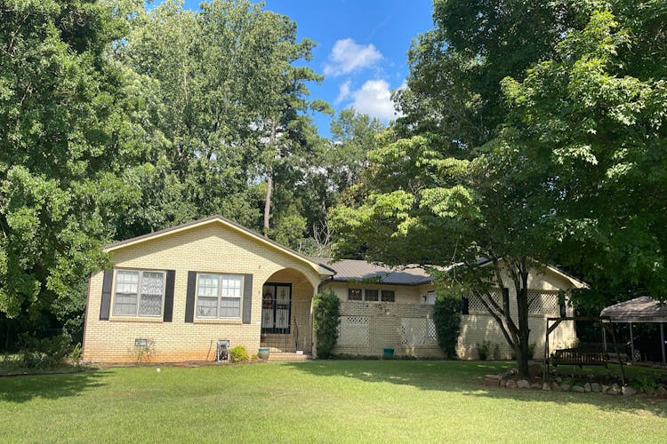 509 8th Avenue NE Jacksonville, AL 36265, Calhoun County