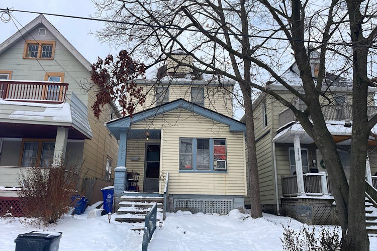 3080 W 105th St Cleveland, OH 44111, Cuyahoga County